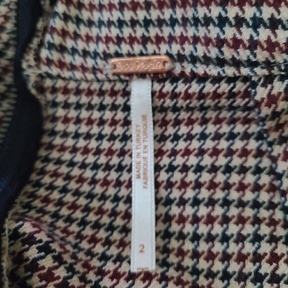 Free‎ People Mini Skirt 2 Black Red Houndstooth Ruched Soft Career Office - Picture 4 of 6